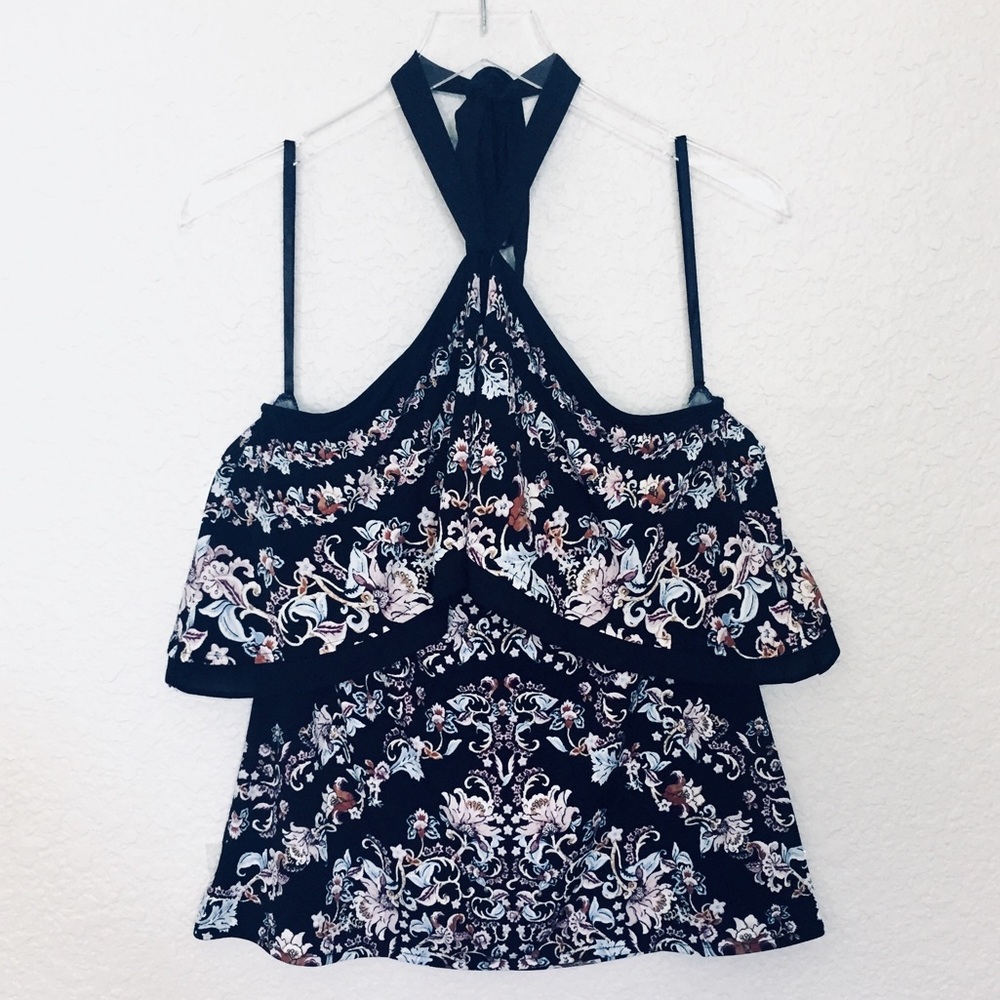 NWT White House Black Market Floral Top Size: S